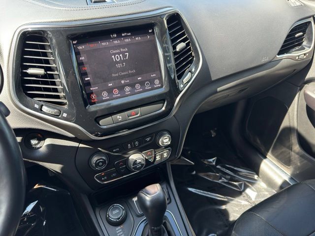 Used 2019 Jeep Cherokee Limited AWD/4WD image 15