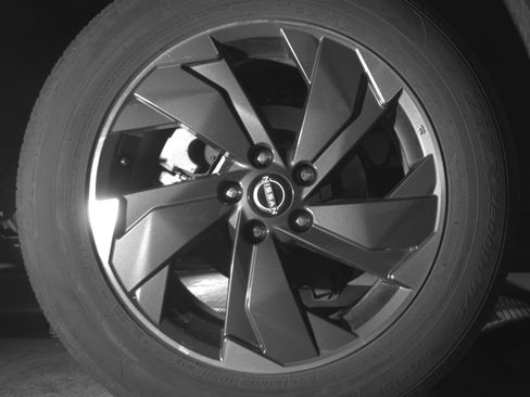 Used 2025 Nissan Rogue SV image 15