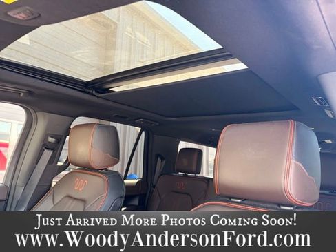 Used 2021 Ford Expedition Max King Ranch image 11