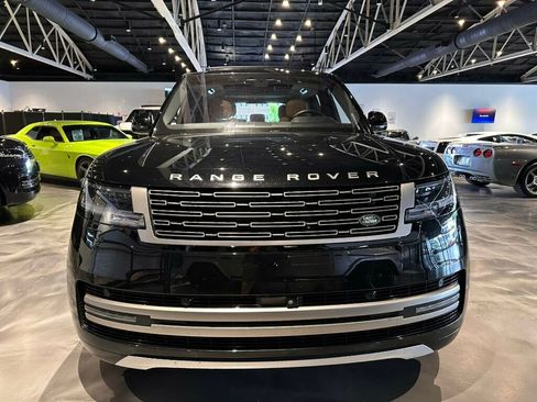Used 2023 Land Rover Range Rover SE AWD/4WD image 8