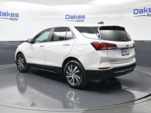 Used 2022 Chevrolet Equinox LT image 6
