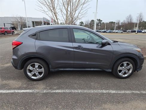 Used 2016 Honda HR-V EX-L image 2