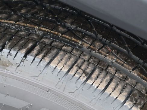 New 2026 Chevrolet Equinox LT w/ Convenience Package II image 12