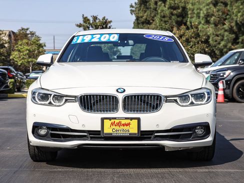 Used 2018 BMW 330e image 4