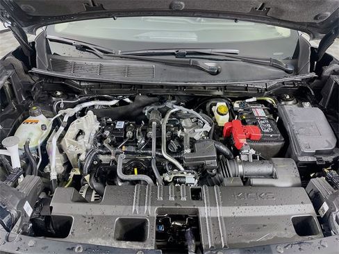 Used 2025 Nissan Kicks S image 29
