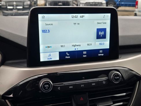 Certified 2022 Ford Escape SE w/ Cold Weather Package image 23