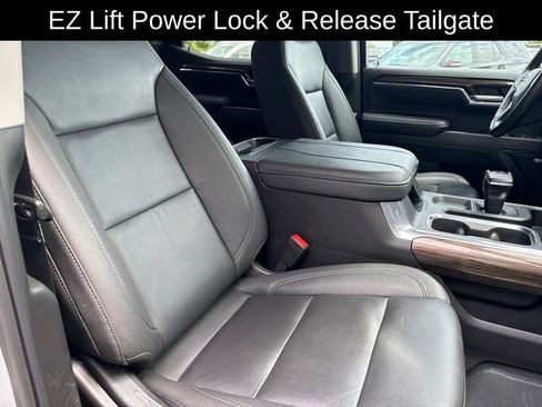Certified 2025 Chevrolet Silverado 1500 RST AWD/4WD image 26