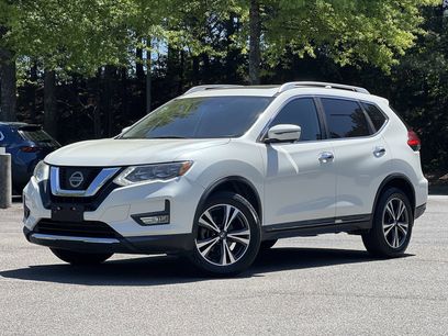 Used 2017 Nissan Rogue SL w/ SL Premium Package