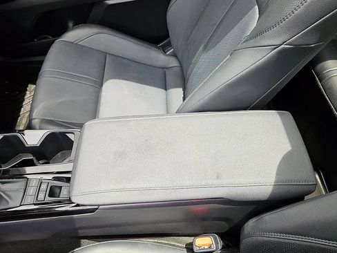 Used 2025 Toyota Camry XSE FWD image 22