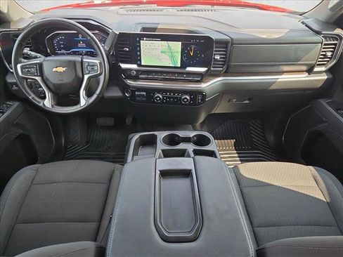 Used 2025 Chevrolet Silverado 1500 LT RWD image 18