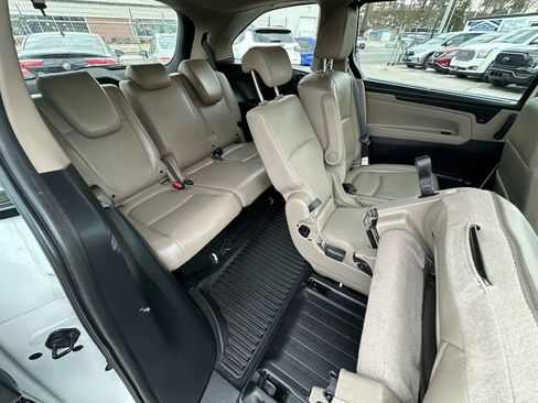 Used 2023 Honda Odyssey EX-L image 13