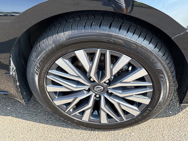 Certified 2023 Nissan Altima 2.5 SV w/ SV Premium Package AWD/4WD image 7