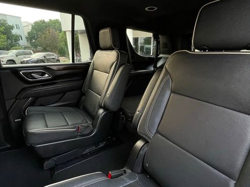 Used 2024 Chevrolet Tahoe Premier AWD/4WD image 23