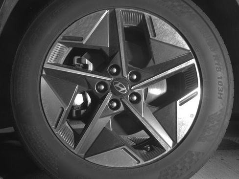 Used 2025 Hyundai Tucson SEL image 12