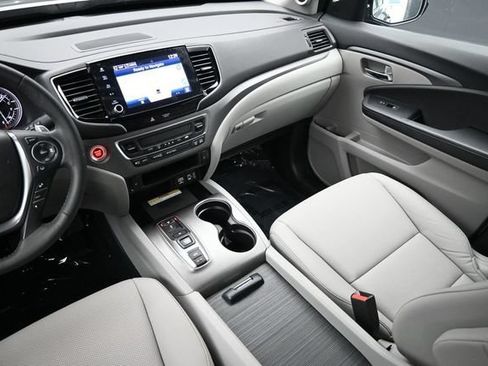 Used 2022 Honda Ridgeline RTL-E image 10
