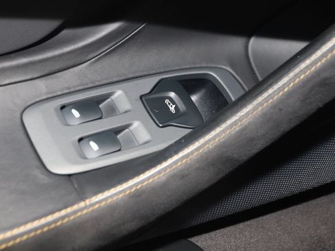 Used 2020 McLaren 570S Coupe RWD image 50