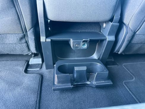 Used 2025 Ford F350 XLT image 36