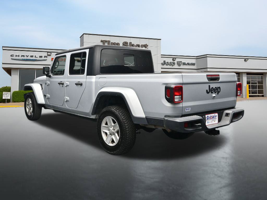 Used 2023 Jeep Gladiator Sport AWD/4WD image 3