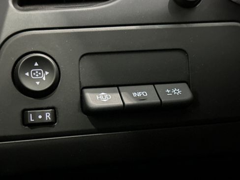 Used 2016 Chevrolet Corvette Z06 w/ 2LZ Preferred Equipment Group image 38