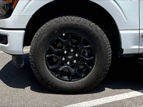 Used 2025 Ford F150 XLT w/ Equipment Group 302A MID AWD/4WD image 8