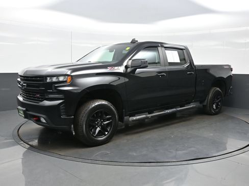 Used 2020 Chevrolet Silverado 1500 LT Trail Boss AWD/4WD image 2