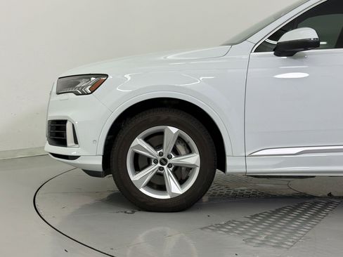 Used 2023 Audi Q7 3.0T Premium w/ Convenience Package AWD/4WD image 21
