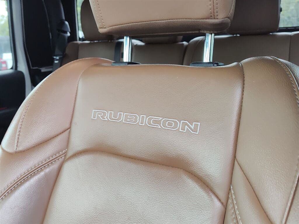 Used 2021 Jeep Gladiator Rubicon AWD/4WD image 6