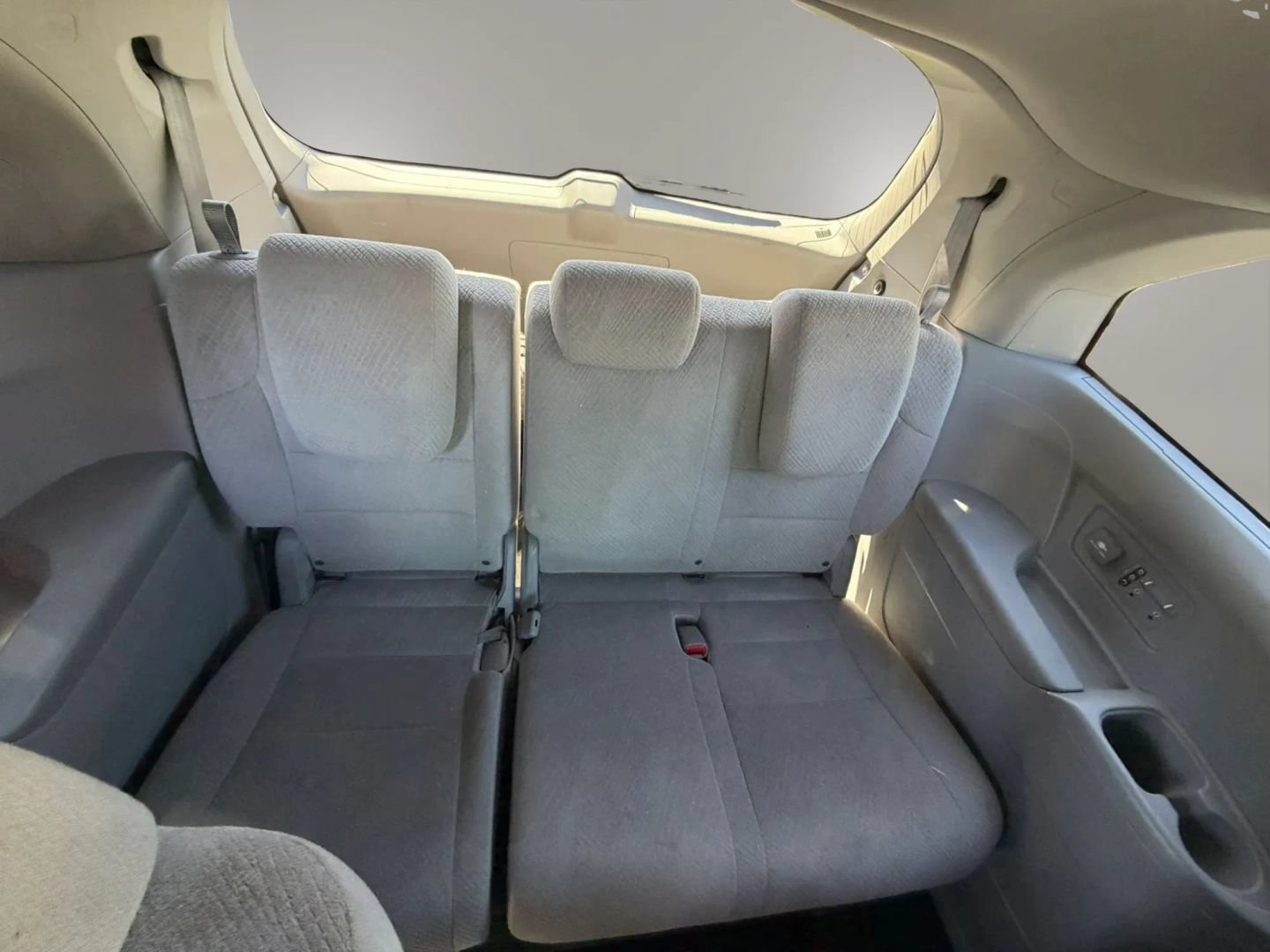 Used 2016 Honda Odyssey SE image 19