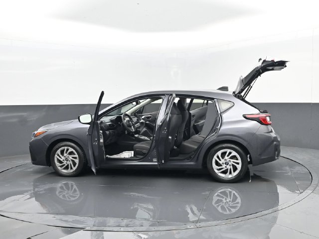 Used 2024 Subaru Impreza 2.0i AWD/4WD image 31