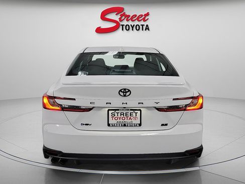 New 2026 Toyota Camry SE w/ Convenience Package image 3