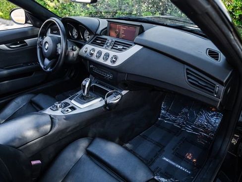 Used 2012 BMW Z4 sDrive35is image 20