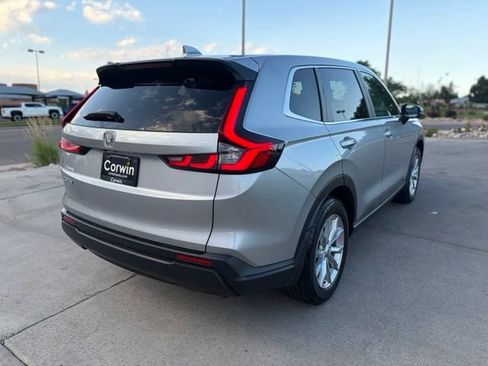Used 2024 Honda CR-V EX image 8