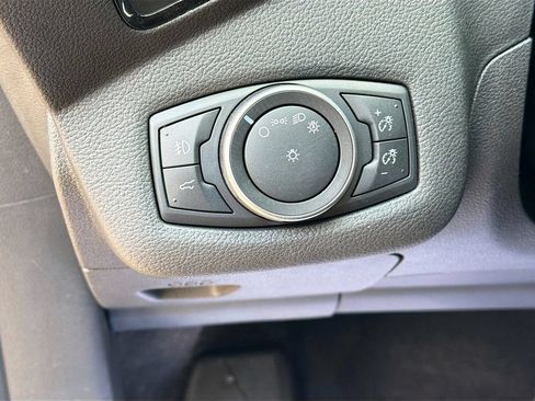 Used 2017 Ford Escape Titanium AWD/4WD image 10