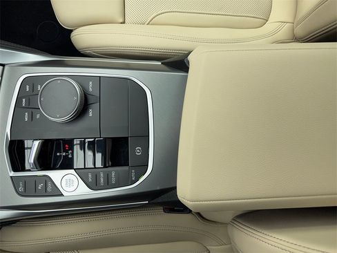 Used 2025 BMW 230i xDrive 230i xDrive M SPORT,NAV,CAM,SU image 32