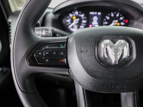 Used 2024 RAM ProMaster 2500 w/ Convenience Group image 28