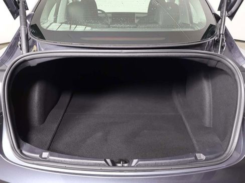 Used 2023 Tesla Model 3 Standard Range image 19