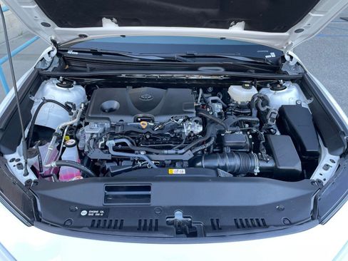 Used 2025 Toyota Camry LE image 32