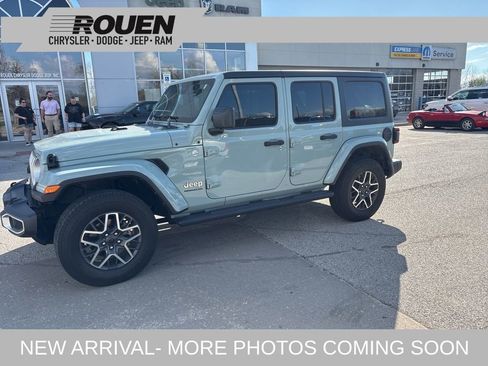 Used 2024 Jeep Wrangler Unlimited Sahara AWD/4WD image 1