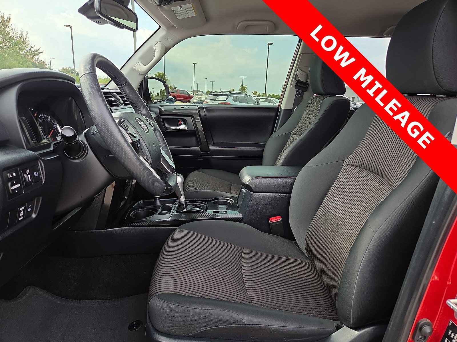 Used 2024 Toyota 4Runner TRD Off-Road AWD/4WD image 15