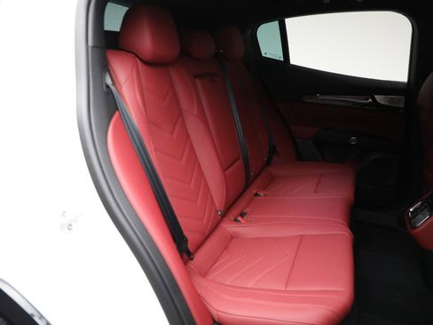 New 2025 Maserati Grecale Modena image 13