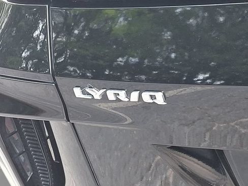 Used 2024 Cadillac Lyriq Luxury AWD/4WD image 37