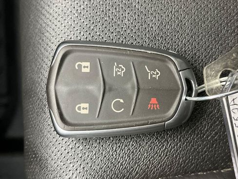 Used 2019 Cadillac Escalade Luxury AWD/4WD image 33