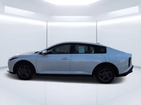 Used 2025 Kia K4 FWD image 6