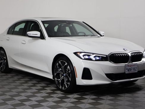 Used 2026 BMW 330i Sedan w/ Premium Package RWD image 3