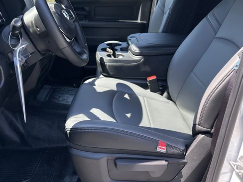 New 2026 RAM 5500 Tradesman AWD/4WD image 10