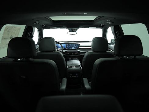 New 2026 Buick Enclave Avenir w/ Super Cruise Package image 12