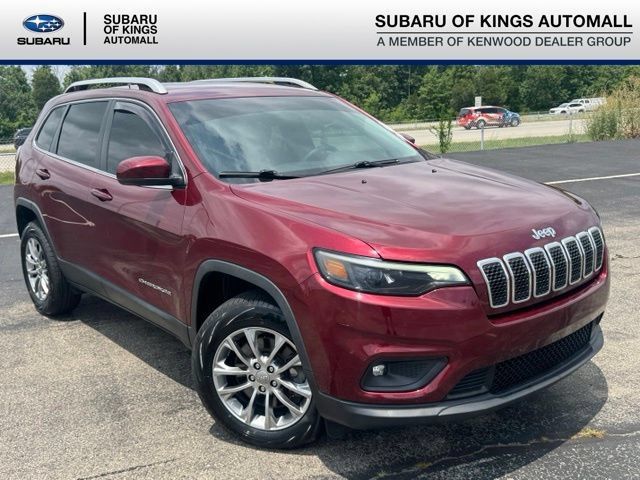 Used 2019 Jeep Cherokee Latitude Plus w/ Comfort/Convenience Group AWD/4WD image 1