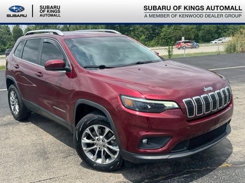 Used 2019 Jeep Cherokee Latitude Plus w/ Comfort/Convenience Group AWD/4WD image 1