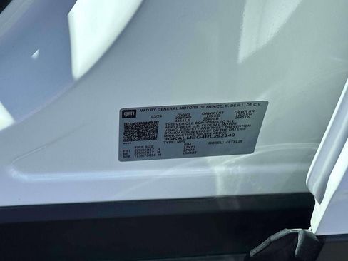 Used 2024 GMC Terrain SLE image 19