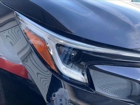 Used 2025 Toyota Corolla SE image 27